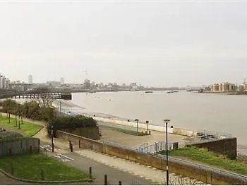 Exclusive Riverview Apartment Londres
